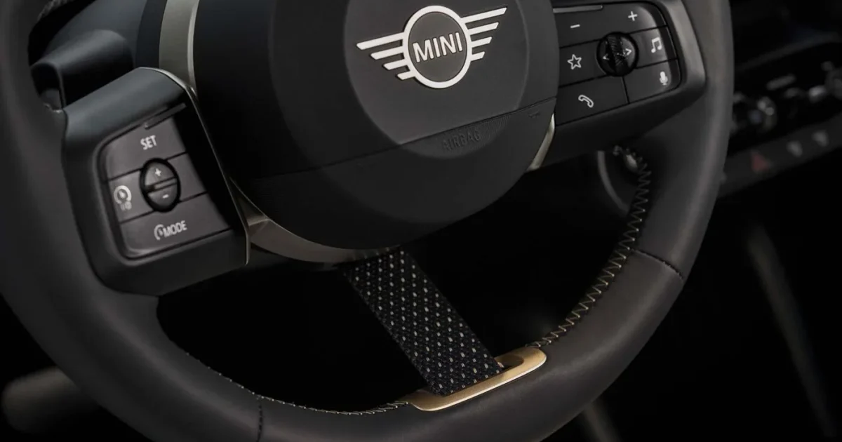 Mini Cooper SE elektrický hatchback 2025