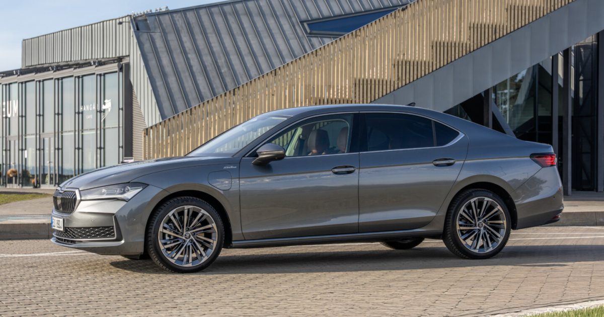 Škoda Superb liftback iV plug-in hybrid 200 kW