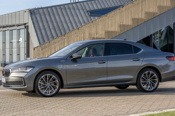 Škoda Superb liftback iV plug-in hybrid 200 kW