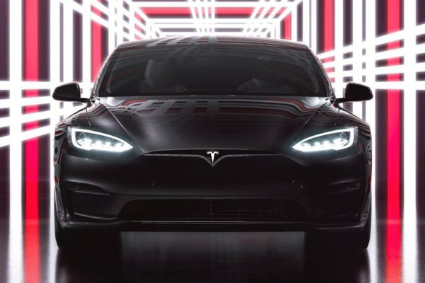 Tesla Model S Plaid při uvedení na trh