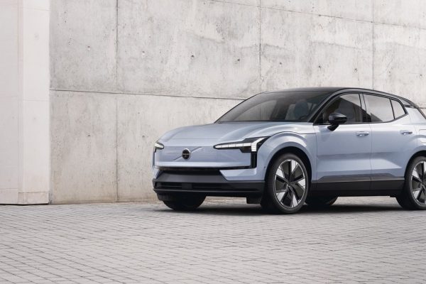 Volvo EX30 2025 - elektrické SUV dotčené svolávací akcí kvůli riziku přehřátí baterie