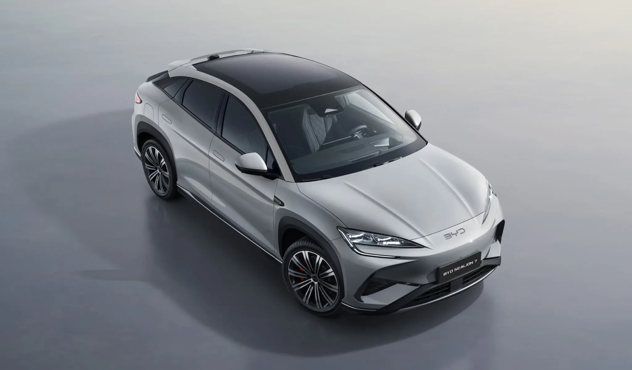 BYD Sealion 7 exteriér