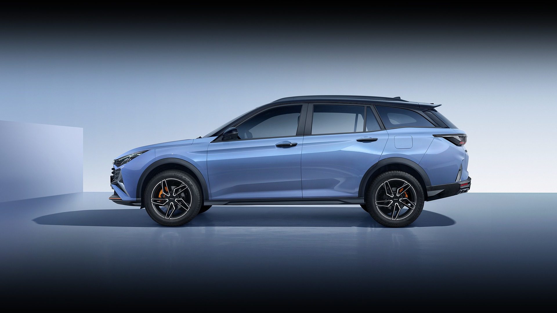 Dongfeng Shine GS - exteriér rodinného kombi se zárukou 10 let