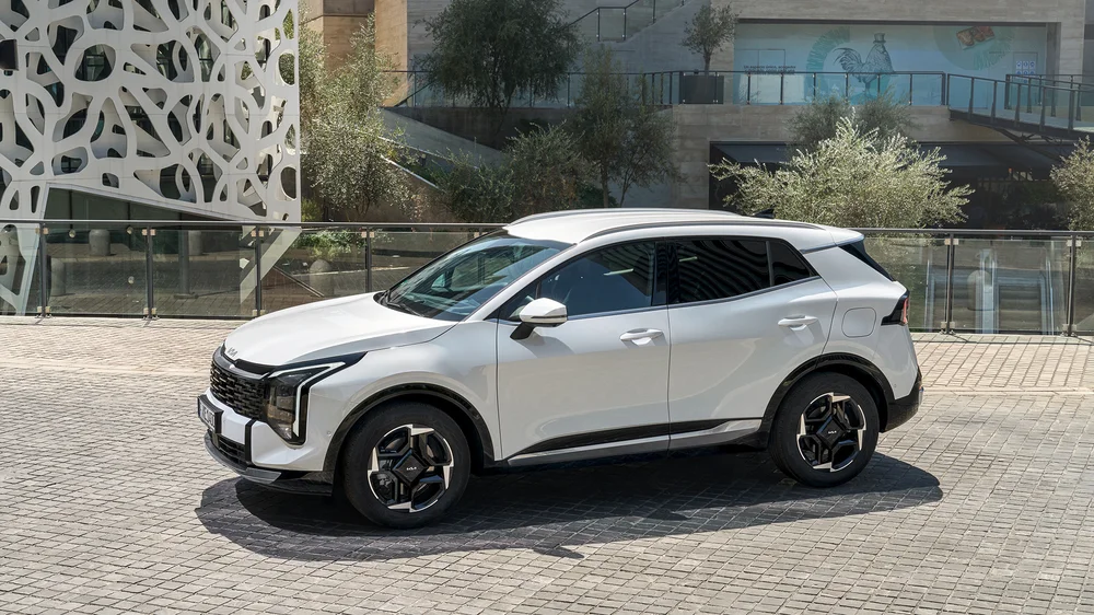 Kia Sportage 2026 facelift boční profil s novým designem