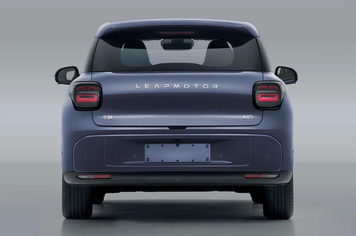 Leapmotor A05 elektrický hatchback zadní pohled