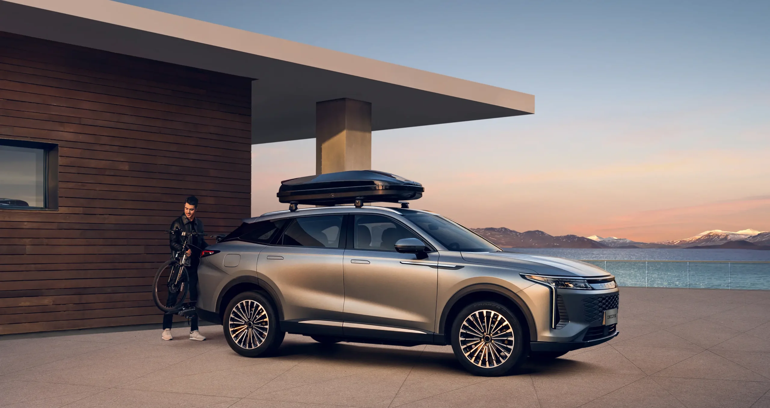 Omoda 9 SHS detail exteriéru — přední partie a světlomety