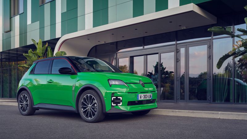 Renault 5 E-Tech Electric – malé elektromobily zůstanou bez spalovacího motoru