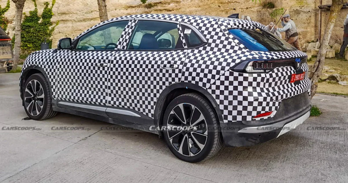 VinFast VF 8 exteriér — elektrické SUV vietnamského výrobce