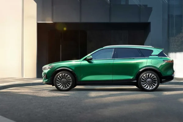 VOYAH Free REV 318 - nejprodávanější model značky v Česku