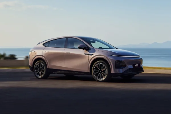 XPeng G6 2026 recenze - exteriér zepředu