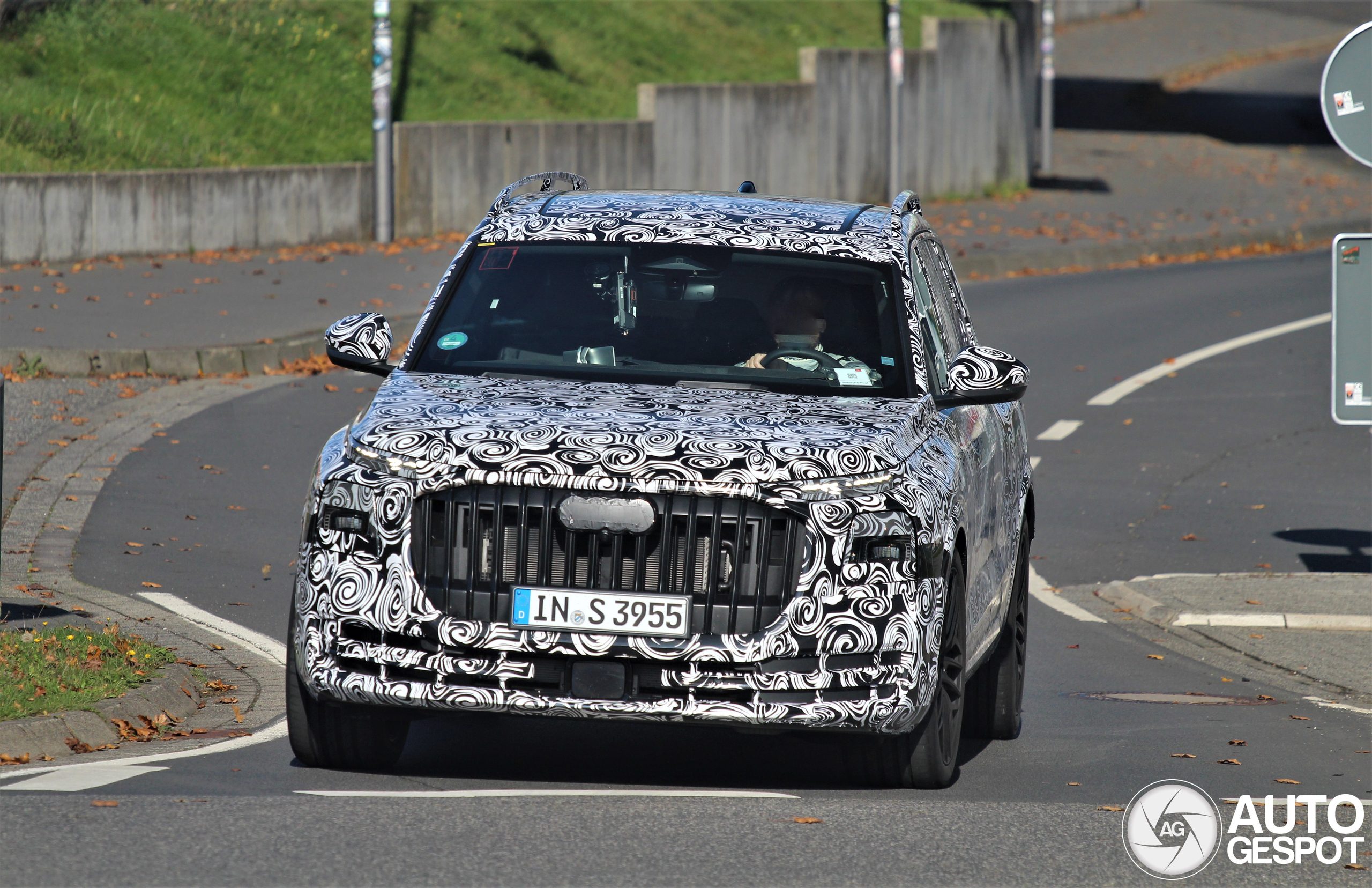 Audi Q9 Horch prototyp spy foto 2026