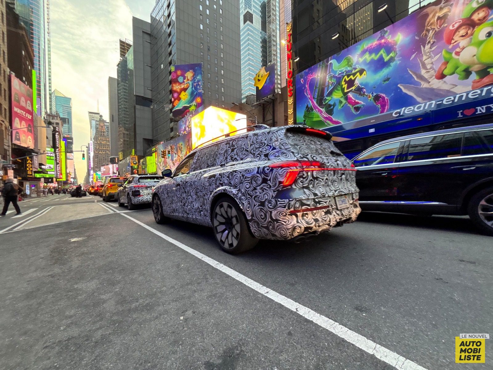 Audi SQ9 prototyp zadní pohled spy foto 2026