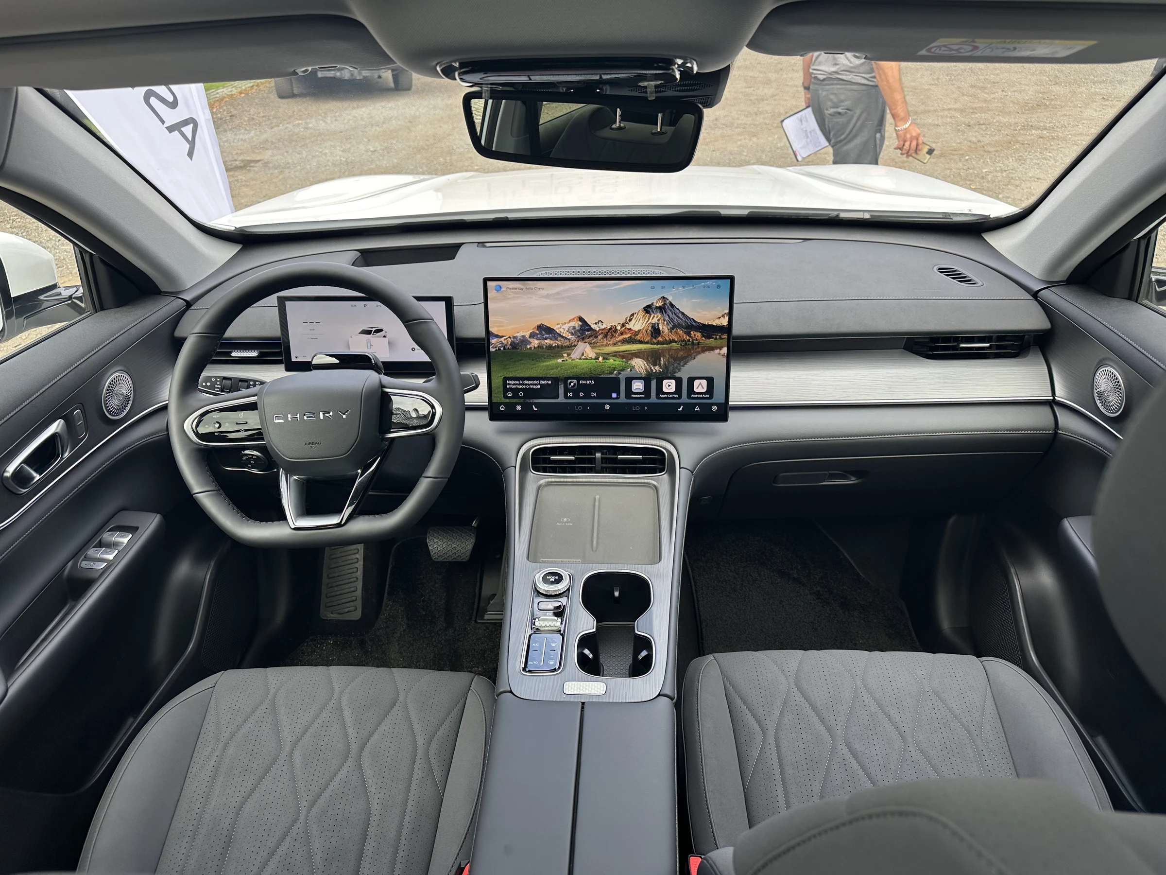 Chery Tiggo 8 2026 interiér — vlastní foto