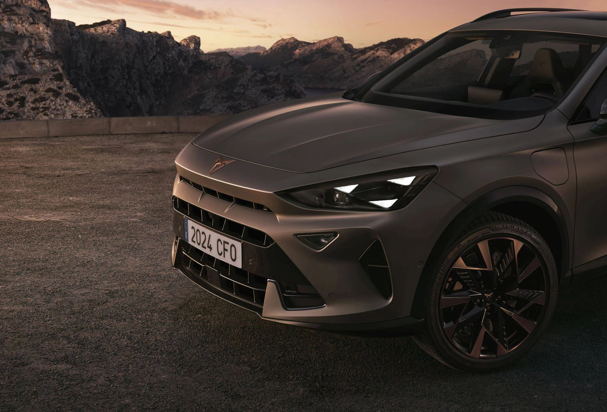 CUPRA Formentor e-HYBRID zvenku
