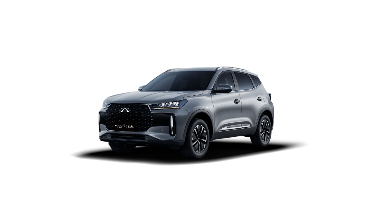 Chery Tiggo 4 HEV, šedá metalíza, pohled zepředu na trojčtvrtinu, 17palcová litá kola