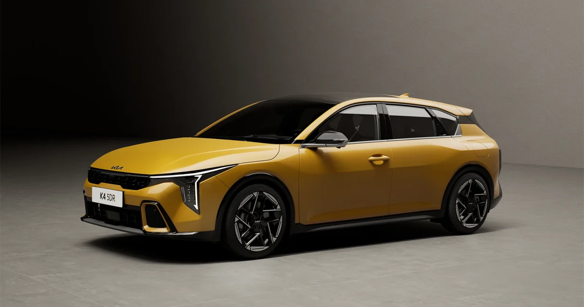 Kia K4 hatchback přední pohled