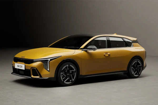 Kia K4 hatchback přední pohled