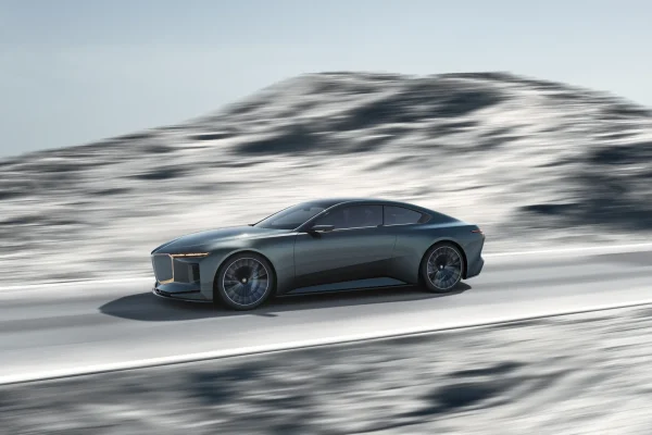 Vision BMW ALPINA — přední pohled, žraločí nos a podsvícená maska