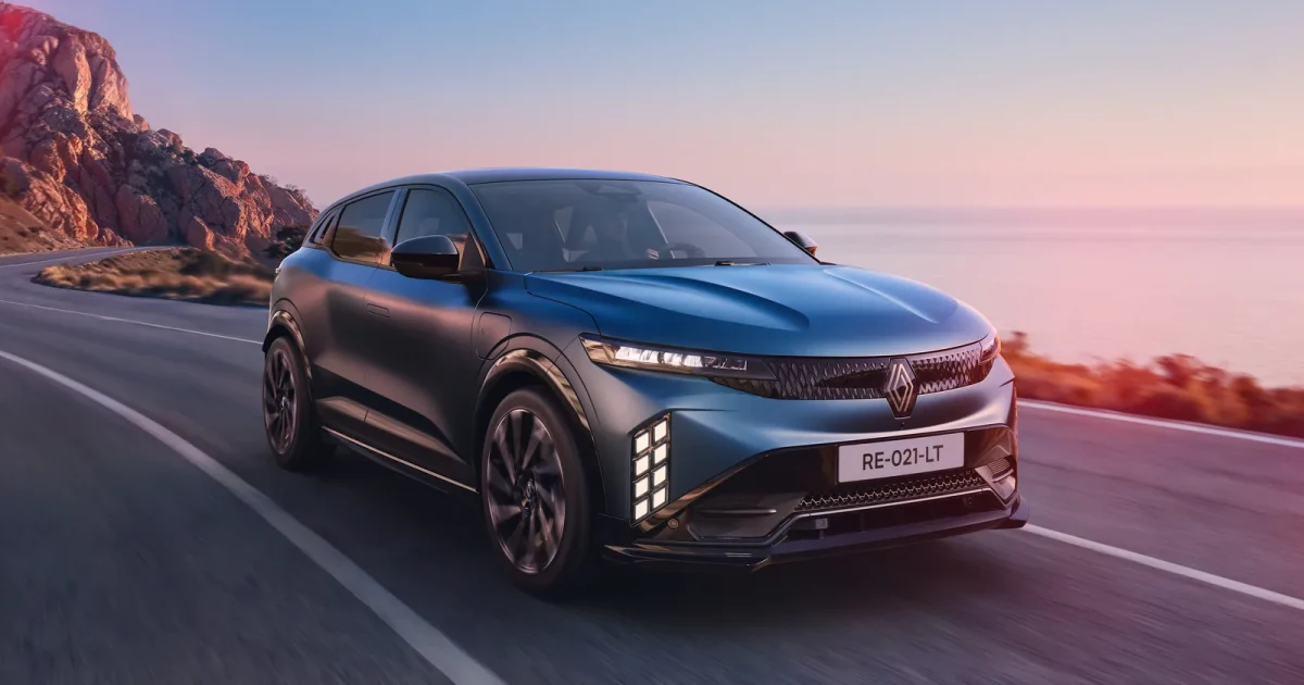 Renault Mégane E-Tech electric po faceliftu, přední tříčtvrtinový pohled
