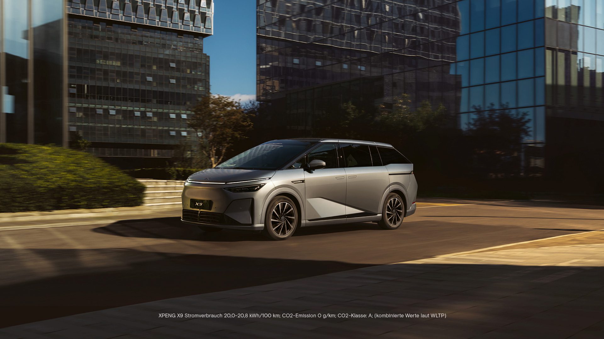 Elektrické MPV XPeng X9