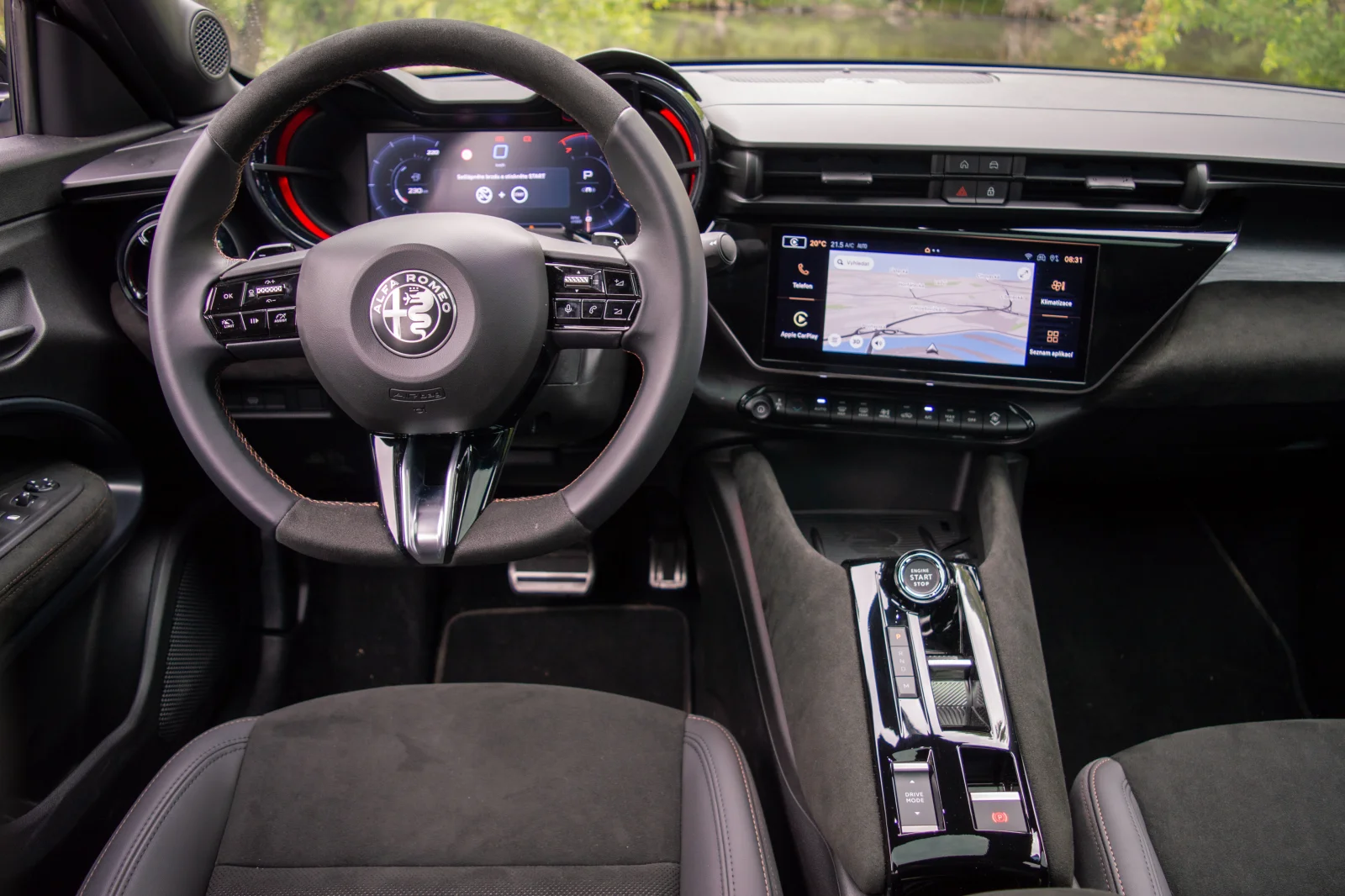 Volant a přístrojový štít Alfa Romeo Junior