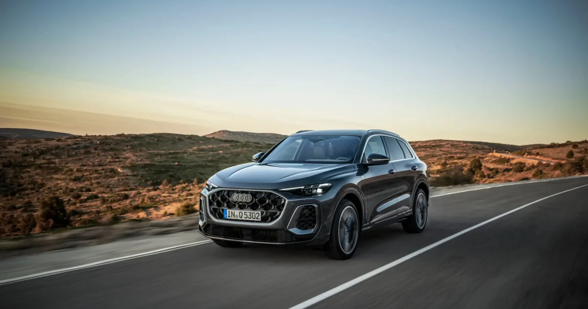 Současné Audi Q5 za jízdy na silnici