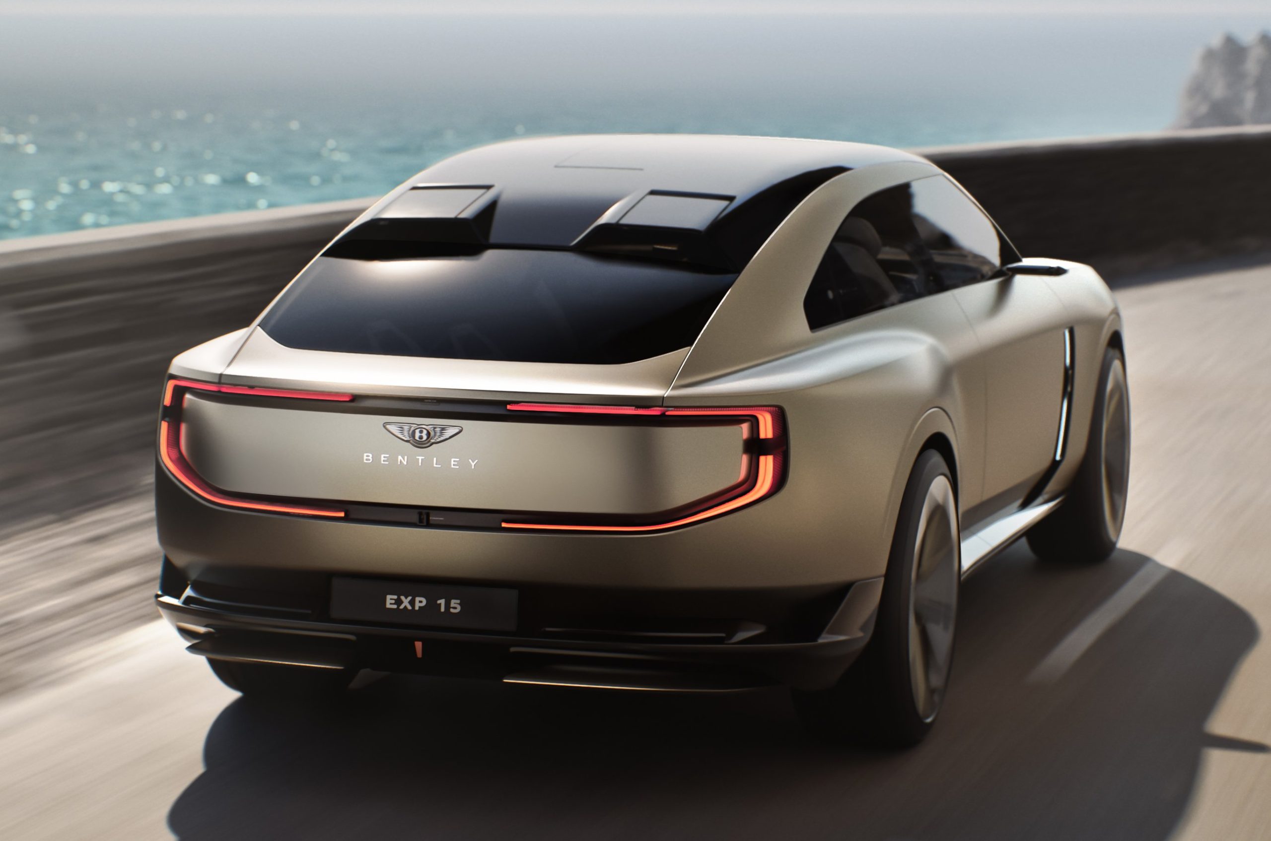 Koncept Bentley EXP 15 zezadu s výraznými zadními světly