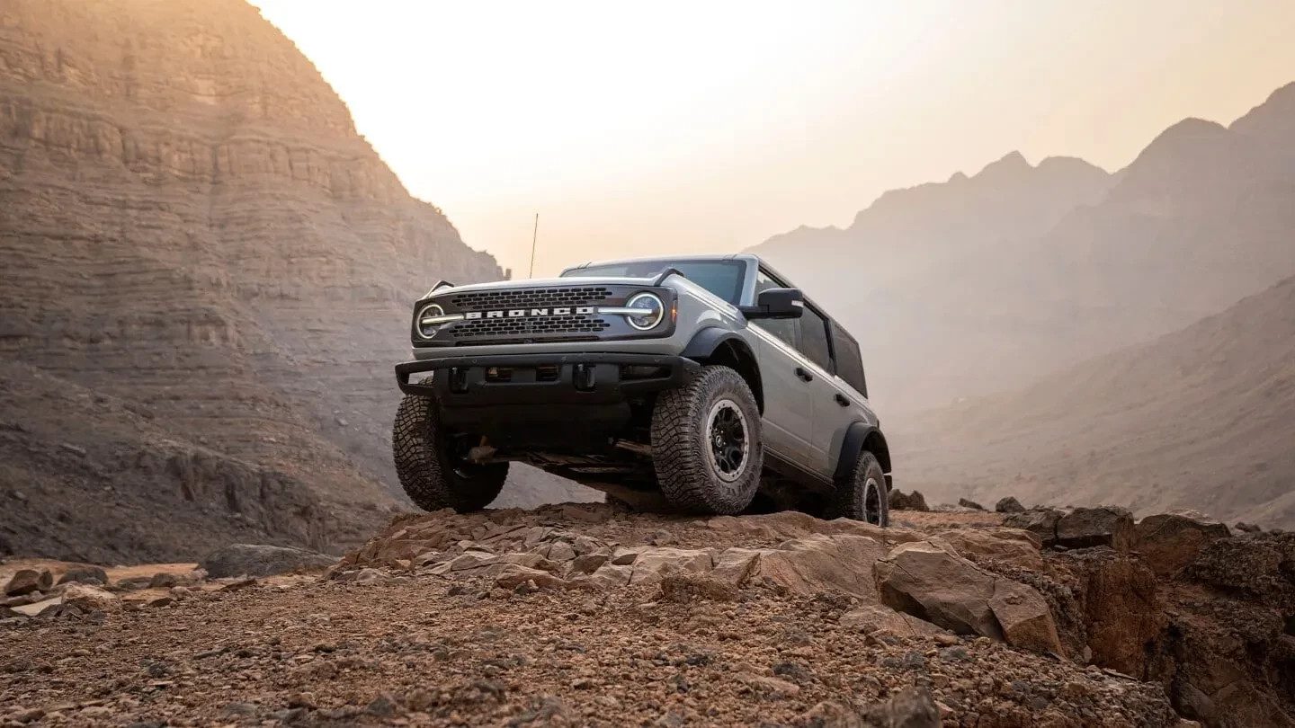 Ford Bronco v terénu, evropská verze dostane hybridní pohon