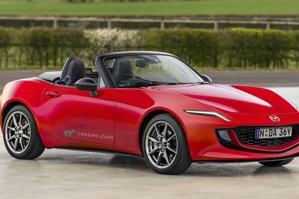 Neoficiální představa příští generace Mazdy MX-5 zepředu