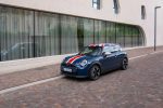 MINI Cooper S Oxford Edition s britskou vlajkou na střeše