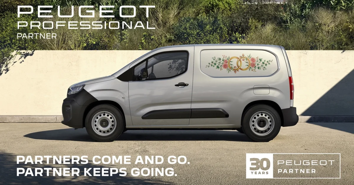 Peugeot Partner v bočním pohledu, oficiální vizuál k 30. výročí modelu