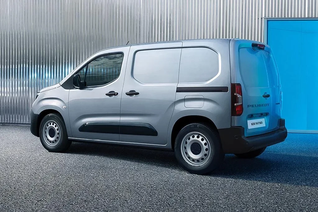 Peugeot Partner, užitková dodávka, pohled zezadu