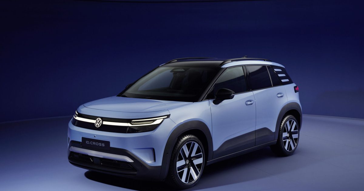 Volkswagen ID. Cross zepředu ve studiovém prostředí