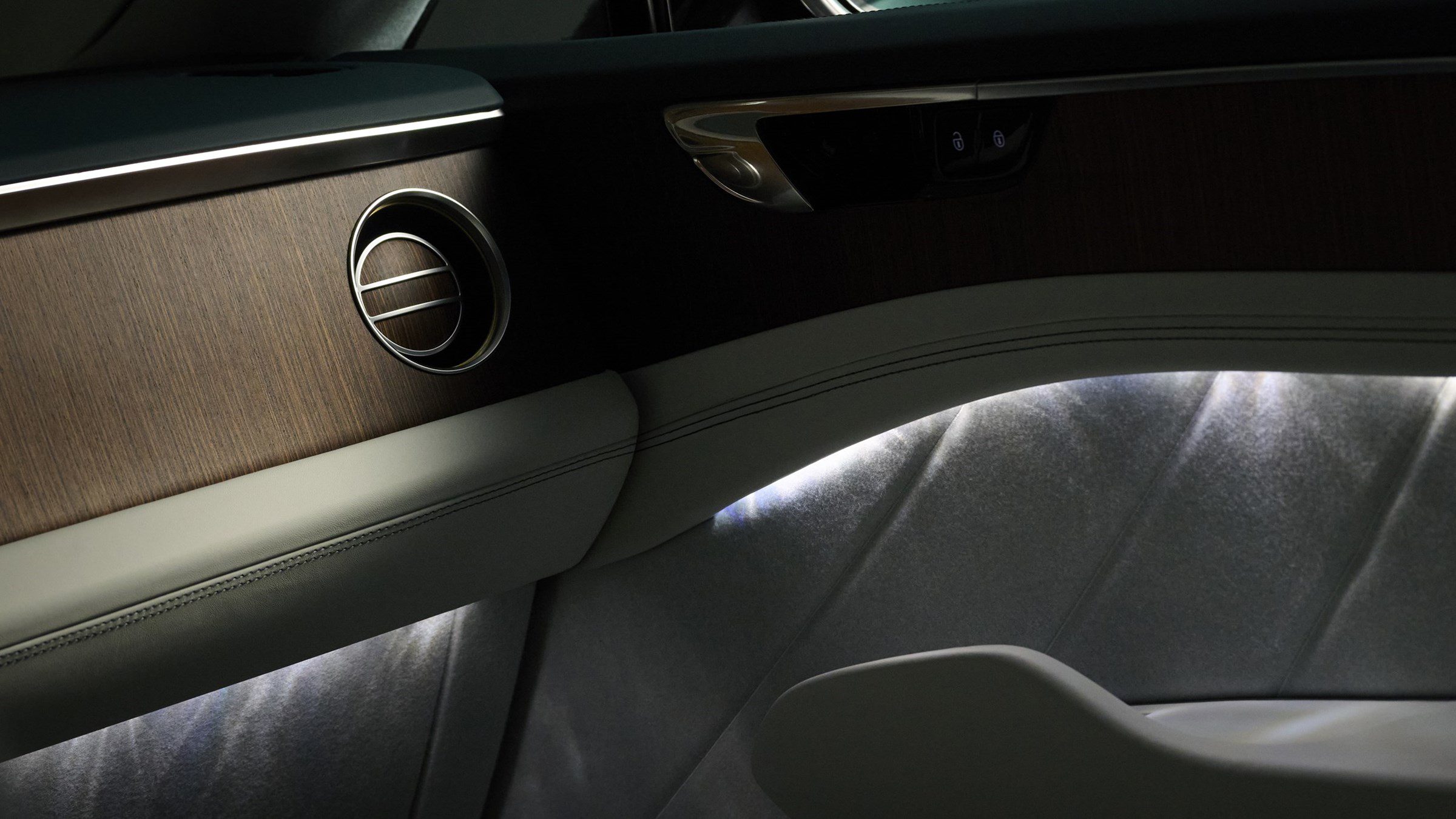 Výplň dveří Bentley Torcal s dýhou Ombre a čalouněním z merino vlny