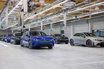 Elektrické sedany BMW i3 na montážní lince v mnichovské továrně BMW Group