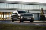 Hyundai IONIQ 9 Calligraphy Black Ink v černém laku Abyss Black Pearl, pohled zepředu
