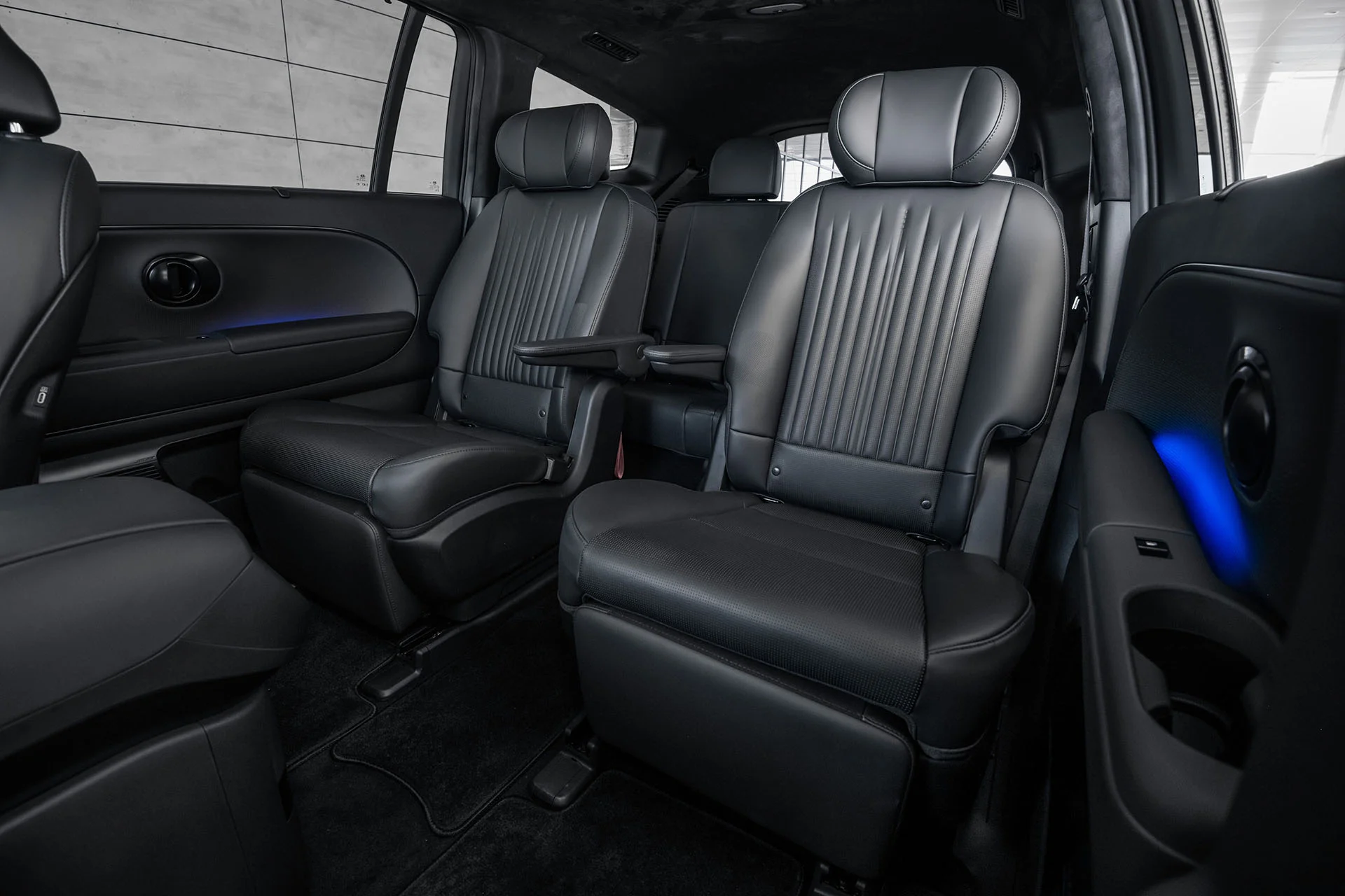 Interiér Hyundai IONIQ 9 Calligraphy Black Ink s černou kůží Nappa
