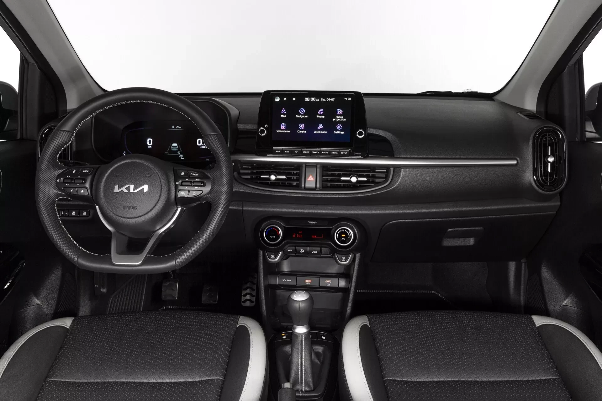 Interiér Kia Picanto 2024 ve vyšší výbavě s automatickou klimatizací