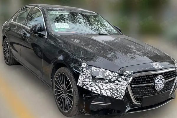 Facelift Mercedesu třídy C 2027 při testování v Číně