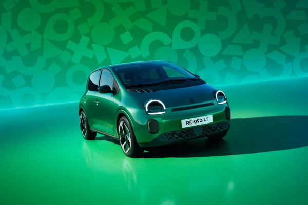 Renault Twingo E-Tech Electric v zelené barvě, elektromobil pod 20 000 eur