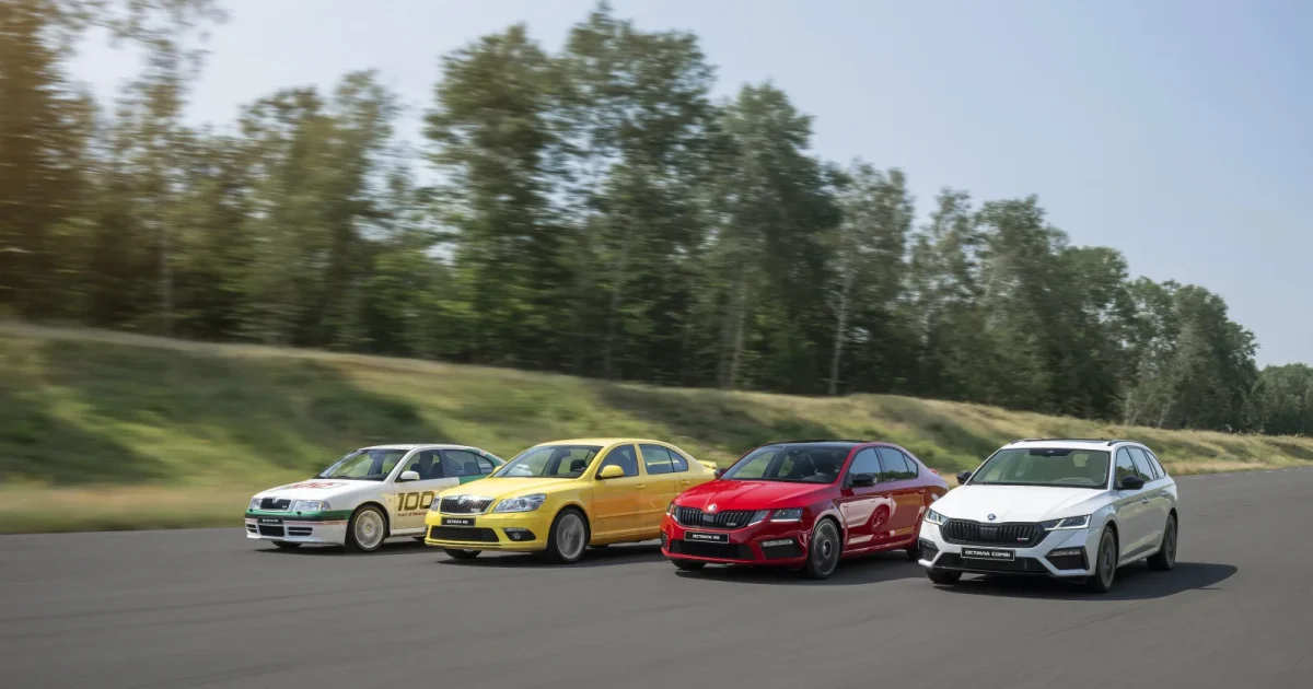 Čtyři generace modelu Škoda Octavia na zkušební dráze