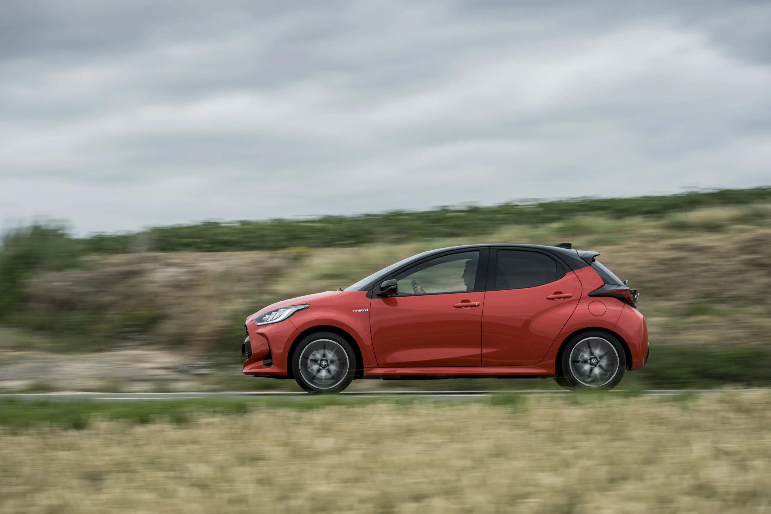 Toyota Yaris 1.5 Hybrid v jízdě