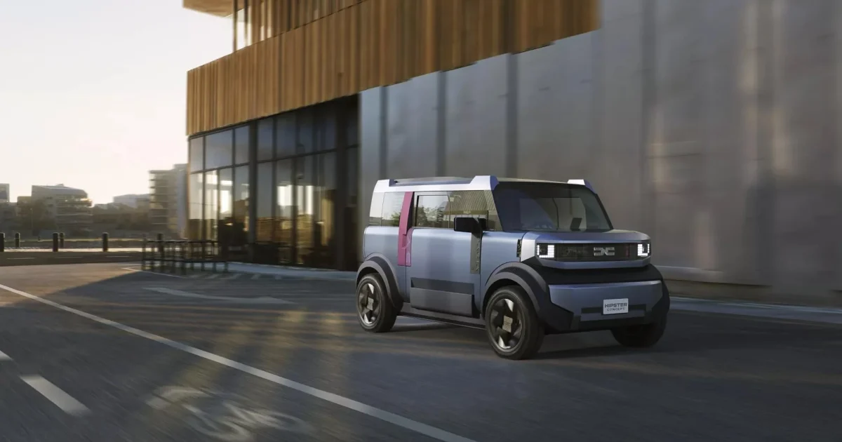 Dacia Hipster Concept zepředu na městské silnici