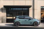 Nová Dacia Spring druhé generace z boku