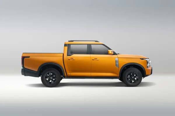 Dongfeng Z9 GT, celý pickup z boku