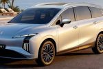 Forthing TK 7, sedmimístné plug-in hybridní MPV