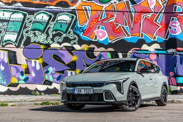 Kia K4 Sportswagon 2026, pohled zepředu