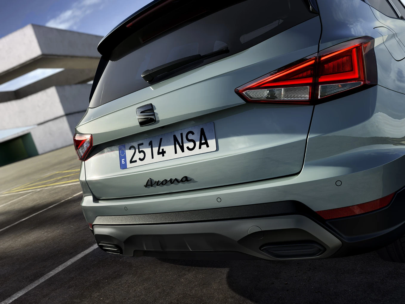 SEAT Arona, detail zadní části s označením modelu.