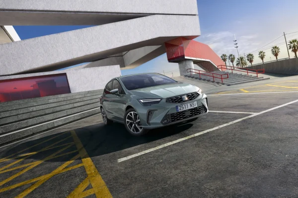 SEAT Ibiza v předním tříčtvrtečním pohledu. Ilustrační snímek, nejde o dokumentaci výbavy COPA.
